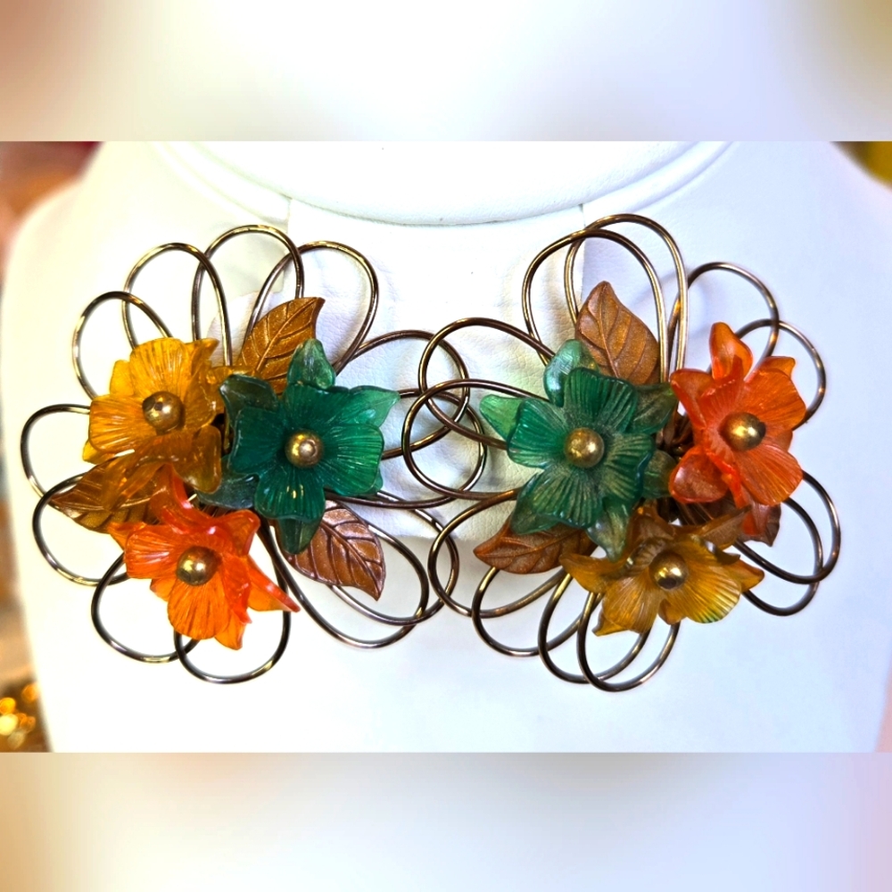 Vintage West Germany Clip Earrings 7e